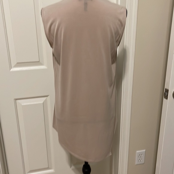 BCBG Max Azria Hi/Low Top - Picture 2 of 4